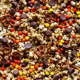 Sweet and salty popcorn snack mix