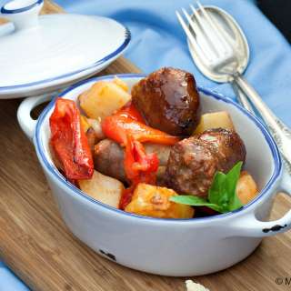 Italian Sausage with Bell Peppers and Potatoes