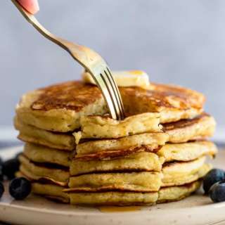 Fluffy Buttermilk Pancakes