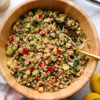Quinoa Chickpea Salad