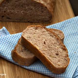 Walnut Spelt Bread