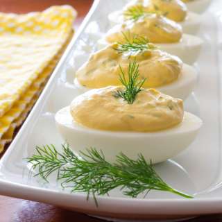 Deviled Eggs with Fresh Dill and Lemon