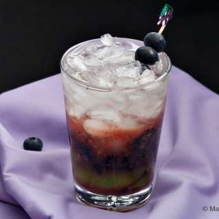 Blueberry Caipiroska