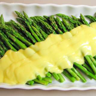 Asparagus with Hollandaise Sauce