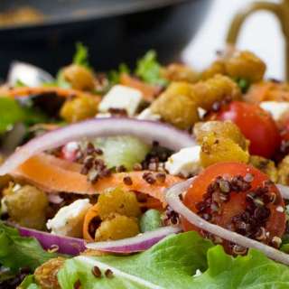 Crispy fried chickpeas (with air fryer version)