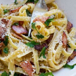 Best Pasta Carbonara (Without Cream!)
