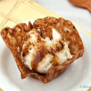 Pear Gorgonzola Gelato in Hazelnut Balsamic Tuiles