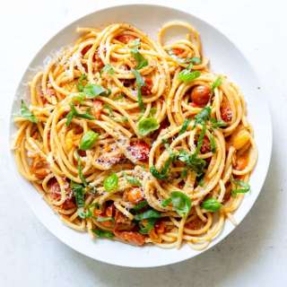 Burst Cherry Tomato Pasta
