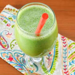 Super Green Smoothie with Green Apple and Banana