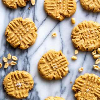 Easy Peanut Butter Cookie Recipe