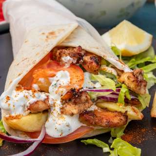 Super Easy Greek Gyro Pita (With Chicken, Tzatziki and Fries!)