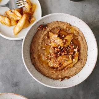 Banana-Pecan Amaranth Porridge
