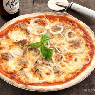 Tuna and Onion Pizza