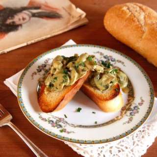 Curry Mushroom Toast