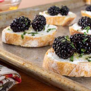 Blackberry Goat Cheese Crostini