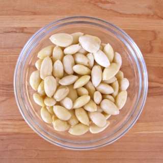 How to Blanch Almonds