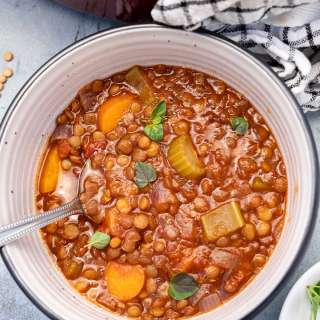 Easy Greek Lentil Soup (Fakes)