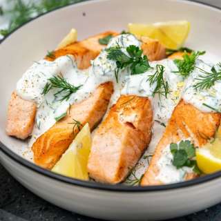 10-Minute Salmon With Yogurt Dill Sauce