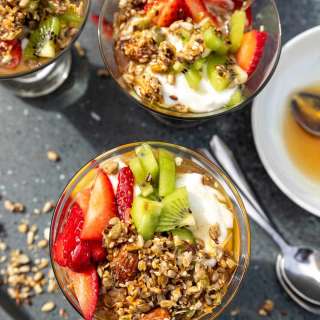 5-Minute Greek Yogurt Parfait