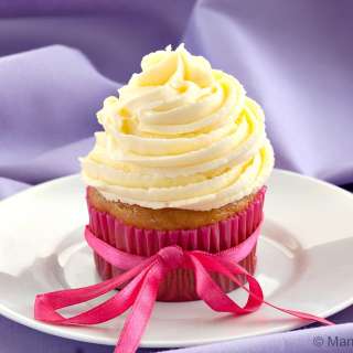 Vanilla Cupcakes with Jasmine Buttercream