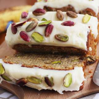 Banana And Pistachio Cake (With White Chocolate Cream Cheese Frosting)