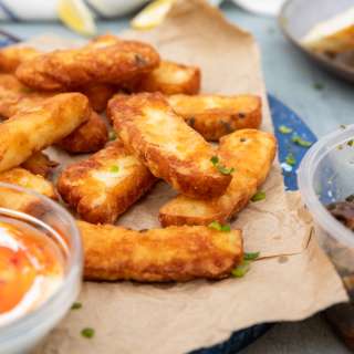 The Best Crispy Halloumi Fries