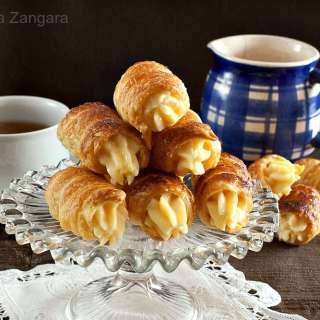Cannoncini alla Crema #SundaySupper