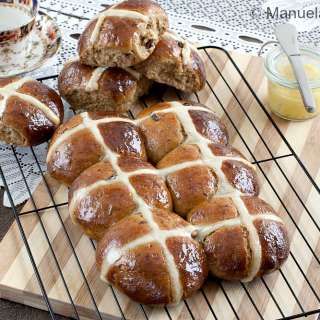 Hot Cross Buns with Honey Butter