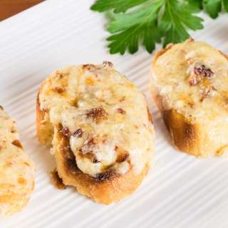 White Cheddar and Bacon Crostini