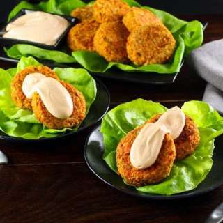 Sriracha Salmon Cakes