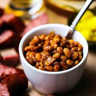 Slow Cooker Baked Beans