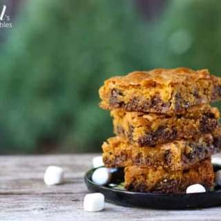 Butterscotch Bars with Chocolate and Disappearing Marshmallows