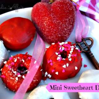 Mini Baked Sweetheart Donuts