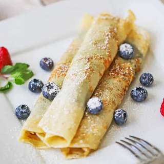 Norwegian Pancakes (Pannekaker)