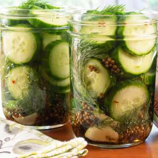 Quick Refrigerator Spicy Garlic-Dill Pickles