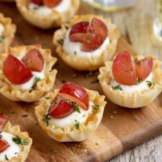 Mini Phyllo Cups with Whipped Goat Cheese, Grapes, and Thyme