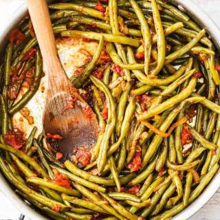 Braised Green Beans with Tomatoes