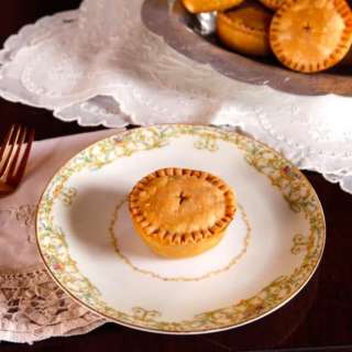 Shakespearean Meat Pies