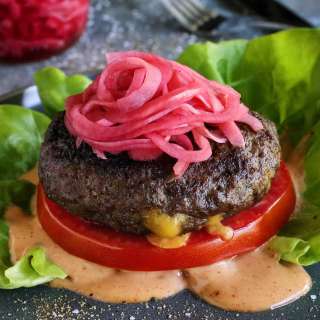 Juicy Lucy Burger Lettuce Wraps