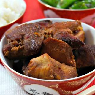 General Tso's Slow Cooker Chicken