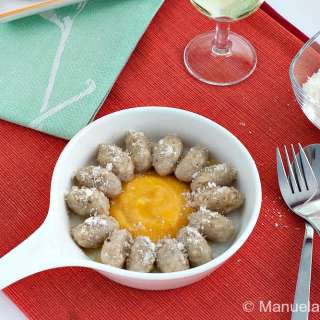 Bread Malfatti with Butter and Pumpkin Cream