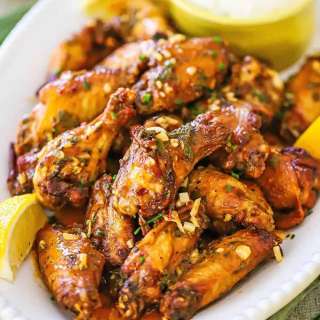 Italian-Style Chicken Wings with Gorgonzola Sauce