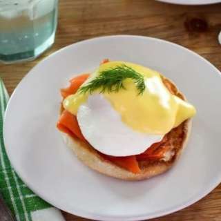 Nova Lox Benedict
