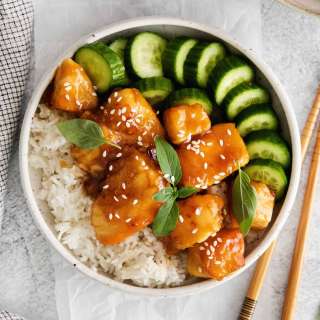 Honey Garlic Chicken Bowls