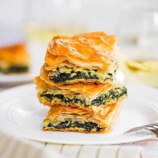 Spanakopita (Greek Spinach Pie)