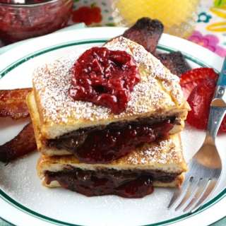 Stuffed French Toast With Strawberries & Nutella
