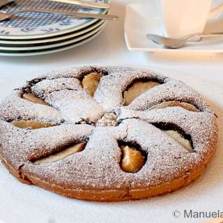 Flourless Chocolate and Pear Cake
