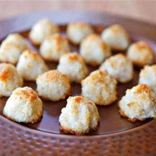 Lemony Almond Macaroons