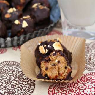Peanut Butter Pretzel Bites