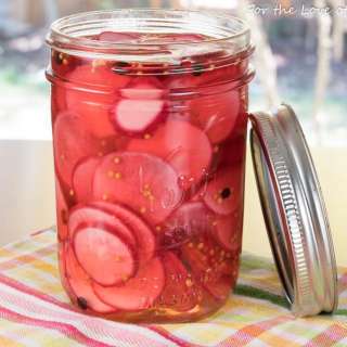 Quick Pickled Radishes